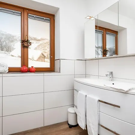 Herzerl-chalet Appartamento Flachau
