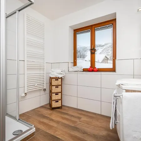 Herzerl-chalet Appartamento Flachau